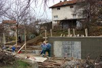 Подпорна стена в Каменица