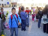 deca-cvetq-purvi-ucheben-den
